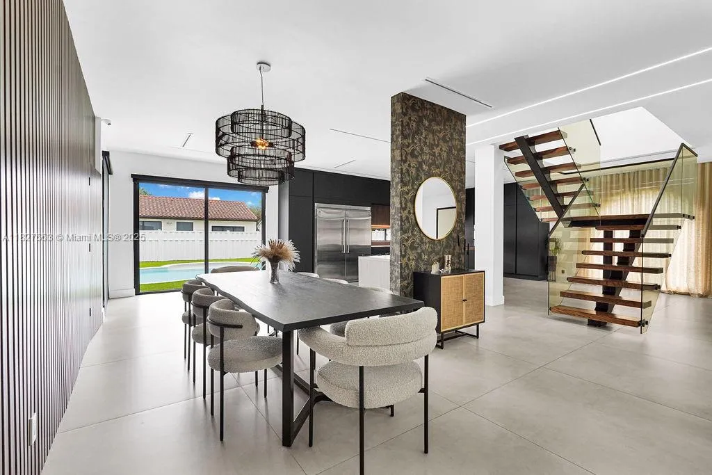 10746 Charleston Pl, Cooper City, Florida 33026, Cooper City, Florida 33026, 4 Bedrooms Bedrooms, ,3 BathroomsBathrooms,Residential,For Sale,10746 Charleston Pl, Cooper City, Florida 33026,A11827663