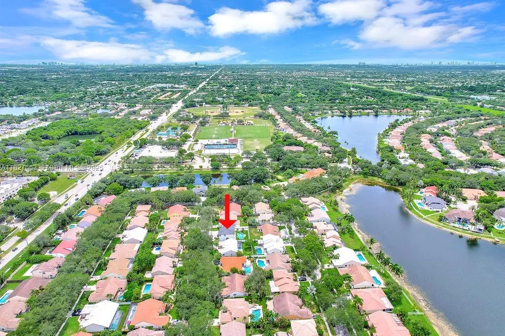 10746 Charleston Pl, Cooper City, Florida 33026, Cooper City, Florida 33026, 4 Bedrooms Bedrooms, ,3 BathroomsBathrooms,Residential,For Sale,10746 Charleston Pl, Cooper City, Florida 33026,A11827663