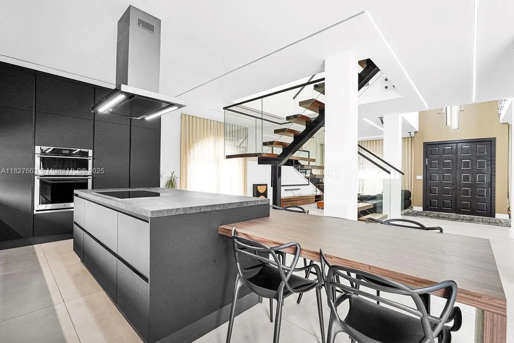 10746 Charleston Pl, Cooper City, Florida 33026, Cooper City, Florida 33026, 4 Bedrooms Bedrooms, ,3 BathroomsBathrooms,Residential,For Sale,10746 Charleston Pl, Cooper City, Florida 33026,A11827663