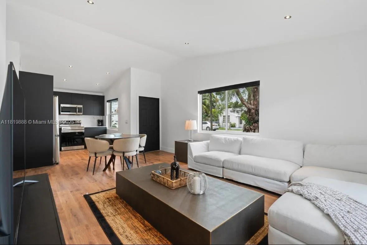 311 Se 3rd Ave, Hallandale Beach, Florida 33009, Hallandale Beach, Florida 33009, ,Land,For Sale,311 Se 3rd Ave, Hallandale Beach, Florida 33009,A11819888