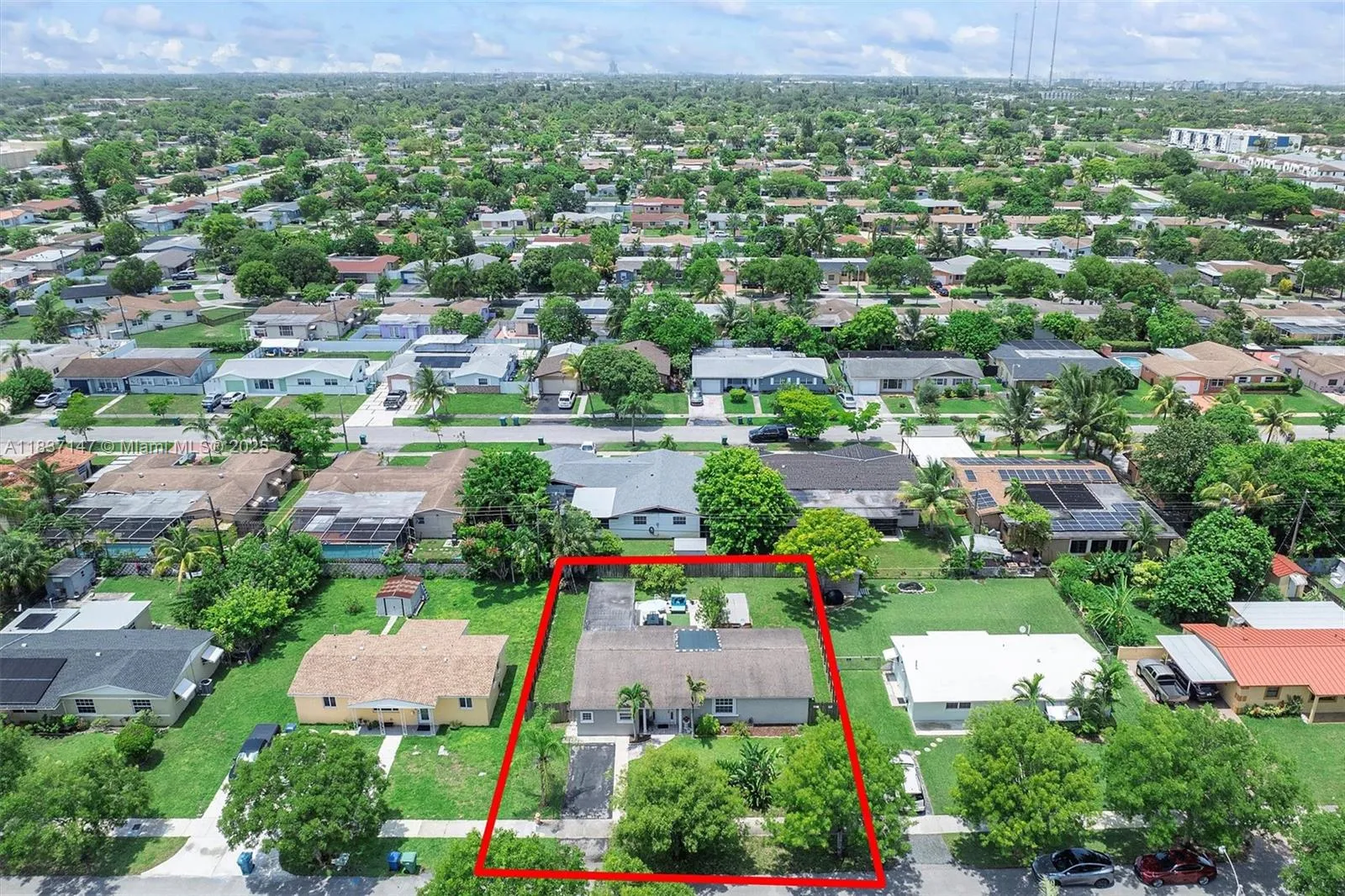 65 Ne 209th Ter, Miami Gardens, Florida 33179, Miami Gardens, Florida 33179, 2 Bedrooms Bedrooms, ,2 BathroomsBathrooms,Residential,For Sale,65 Ne 209th Ter, Miami Gardens, Florida 33179,A11837147