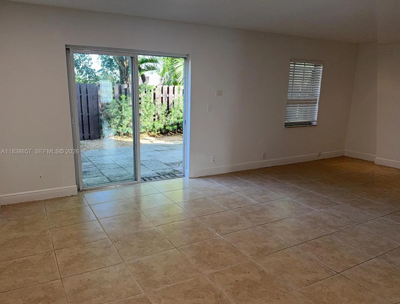 8040 Sw 18th Pl 4-11, Davie, Florida 33324, Davie, Florida 33324, 4 Bedrooms Bedrooms, ,2 BathroomsBathrooms,Residential,For Sale,8040 Sw 18th Pl 4-11, Davie, Florida 33324,A11838657