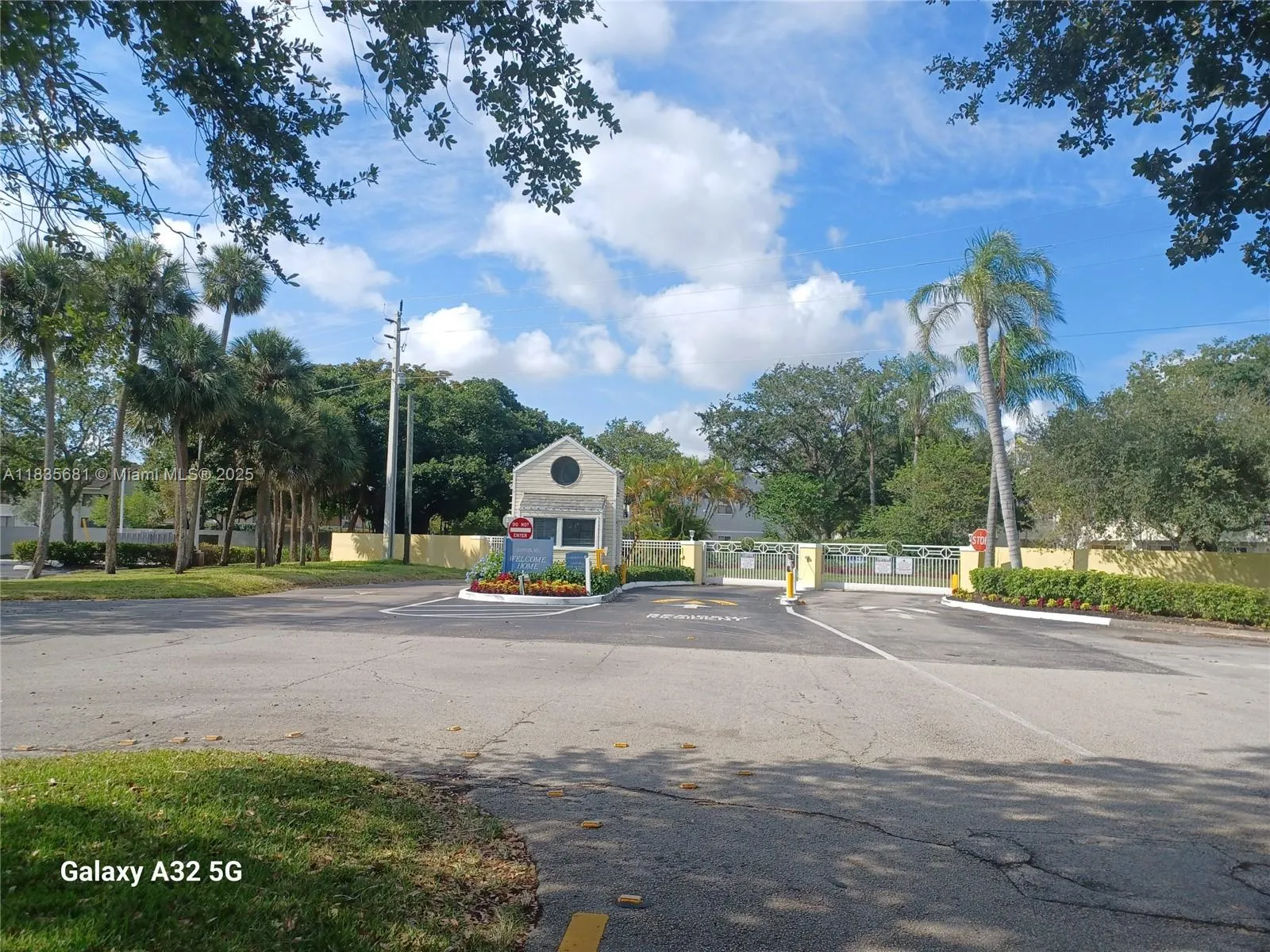 3421 Nw 44th St 103, Oakland Park, Florida 33309, Oakland Park, Florida 33309, 1 Bedroom Bedrooms, ,1 BathroomBathrooms,Residential,For Sale,3421 Nw 44th St 103, Oakland Park, Florida 33309,A11835681