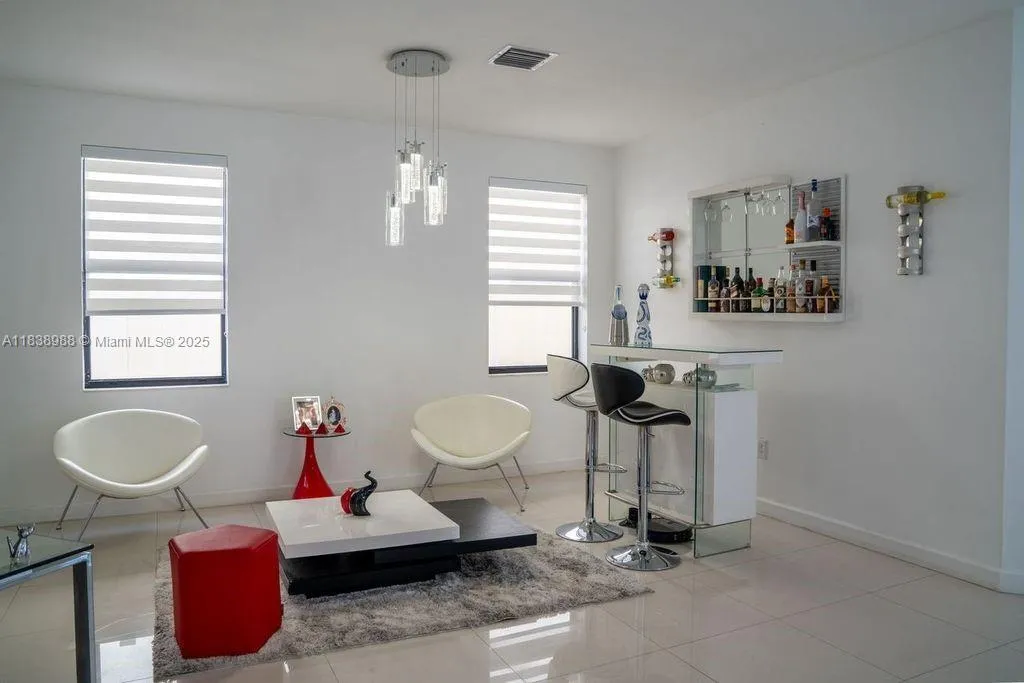 Hialeah, Florida 33018, 4 Bedrooms Bedrooms, ,3 BathroomsBathrooms,Residential,For Sale,A11838988