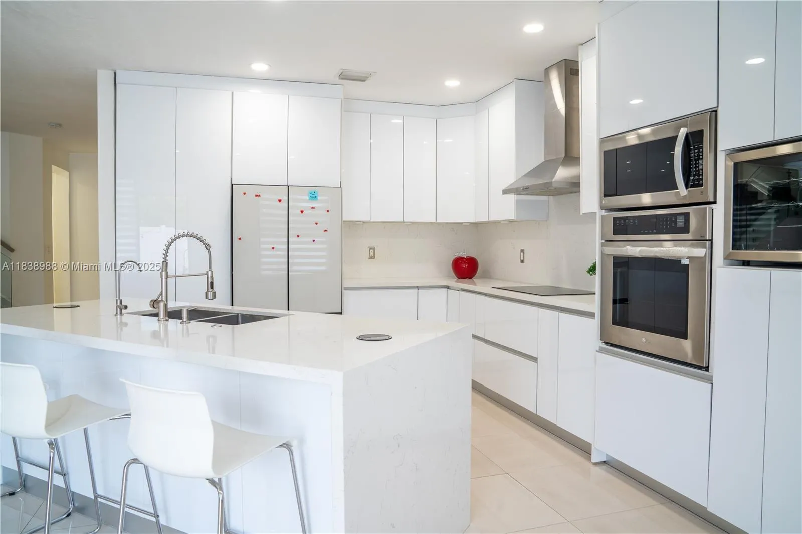 Hialeah, Florida 33018, 4 Bedrooms Bedrooms, ,3 BathroomsBathrooms,Residential,For Sale,A11838988