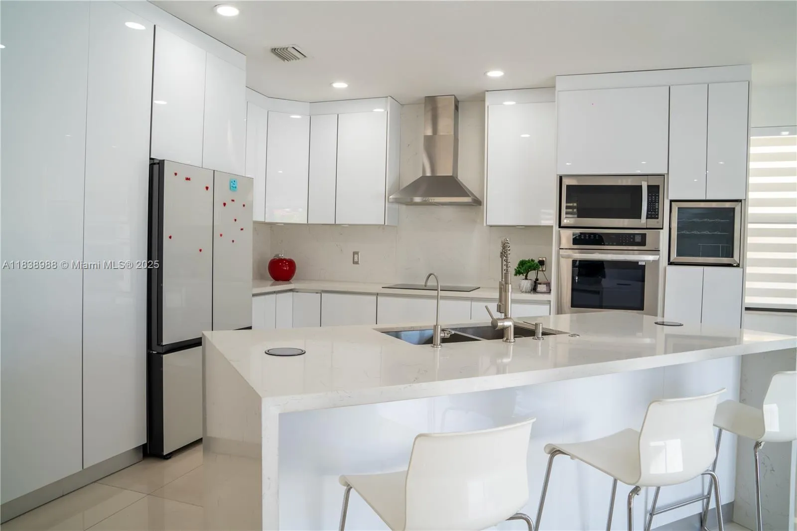 Hialeah, Florida 33018, 4 Bedrooms Bedrooms, ,3 BathroomsBathrooms,Residential,For Sale,A11838988