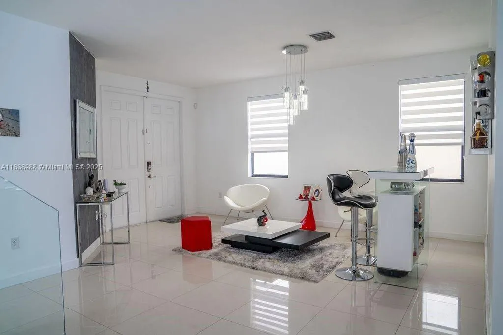Hialeah, Florida 33018, 4 Bedrooms Bedrooms, ,3 BathroomsBathrooms,Residential,For Sale,A11838988