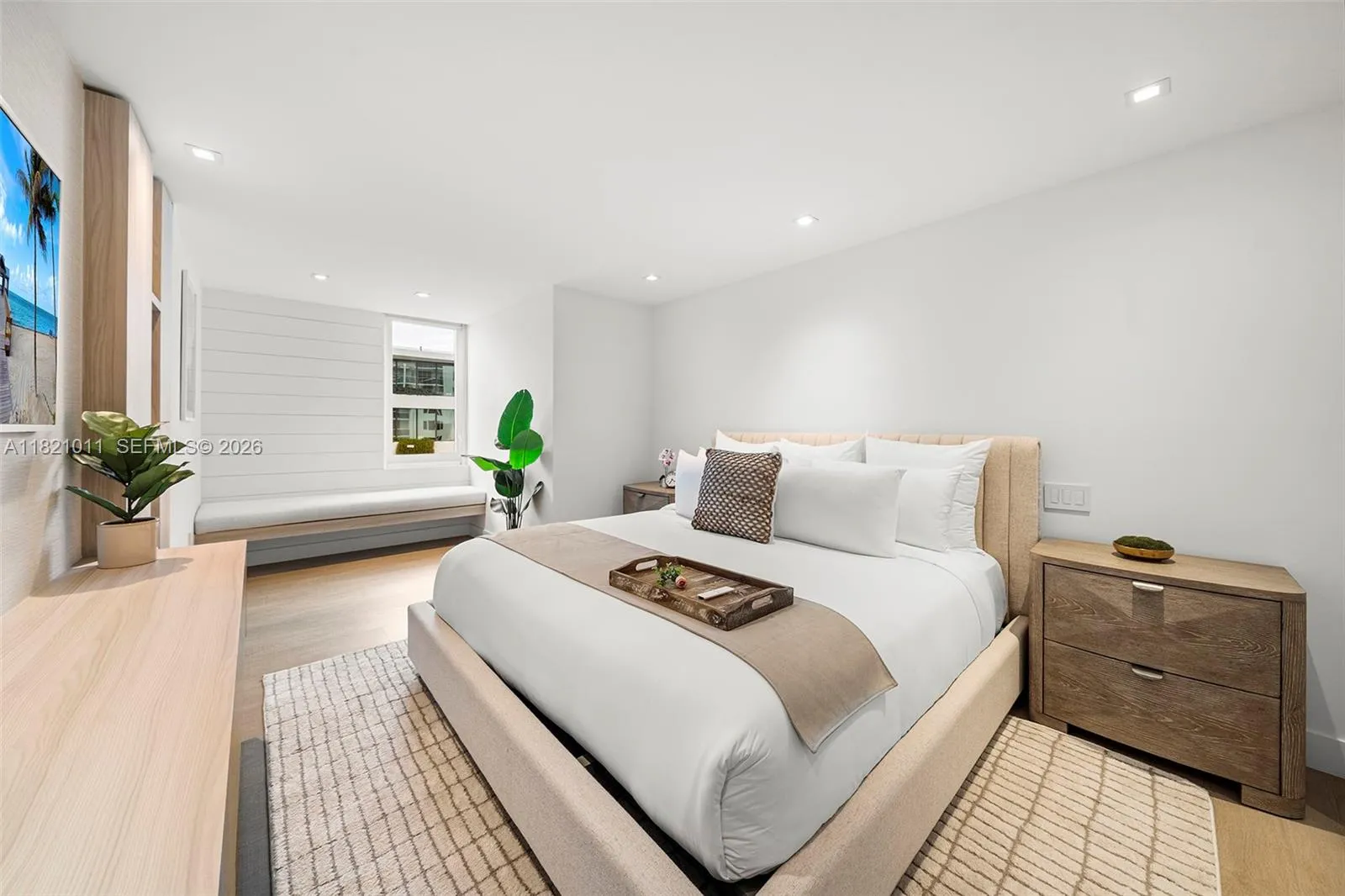 2301 Collins Ave 630, Miami Beach, Florida 33139, Miami Beach, Florida 33139, 2 Bedrooms Bedrooms, ,2 BathroomsBathrooms,Residential Lease,For Rent,2301 Collins Ave 630, Miami Beach, Florida 33139,A11821011