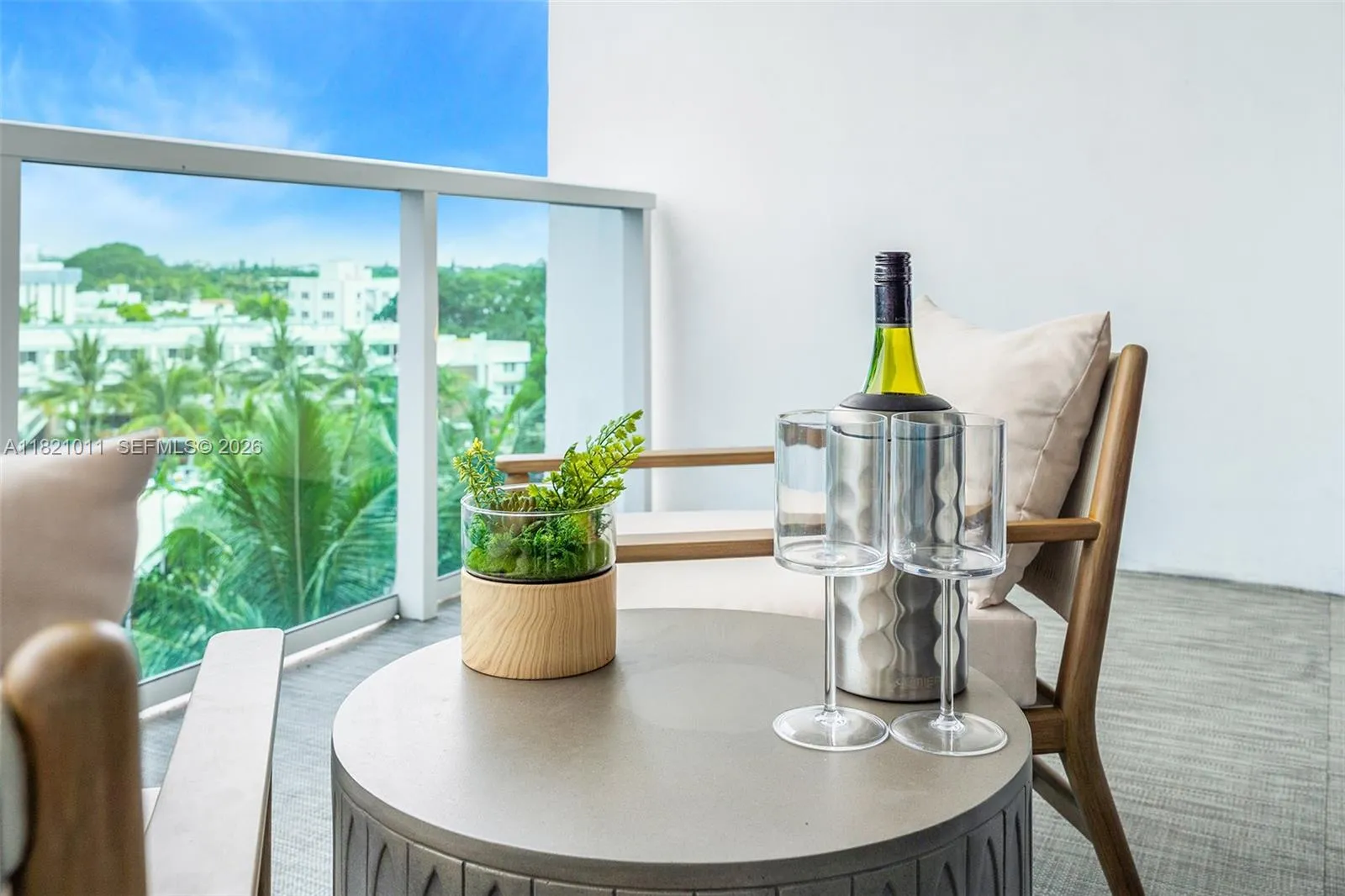 2301 Collins Ave 630, Miami Beach, Florida 33139, Miami Beach, Florida 33139, 2 Bedrooms Bedrooms, ,2 BathroomsBathrooms,Residential Lease,For Rent,2301 Collins Ave 630, Miami Beach, Florida 33139,A11821011