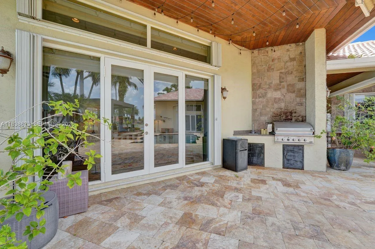 2914 Medinah, Weston, Florida 33332, Weston, Florida 33332, 7 Bedrooms Bedrooms, 1 Room Rooms,5 BathroomsBathrooms,Residential,For Sale,2914 Medinah, Weston, Florida 33332,A11838673