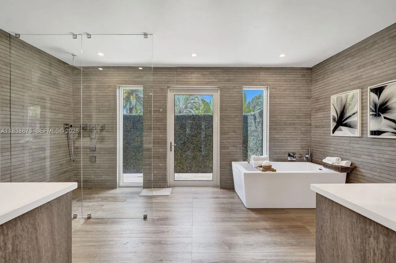 2914 Medinah, Weston, Florida 33332, Weston, Florida 33332, 7 Bedrooms Bedrooms, 1 Room Rooms,5 BathroomsBathrooms,Residential,For Sale,2914 Medinah, Weston, Florida 33332,A11838673