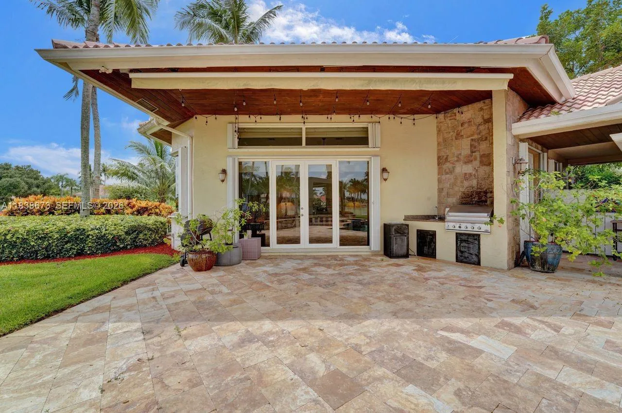 2914 Medinah, Weston, Florida 33332, Weston, Florida 33332, 7 Bedrooms Bedrooms, 1 Room Rooms,5 BathroomsBathrooms,Residential,For Sale,2914 Medinah, Weston, Florida 33332,A11838673