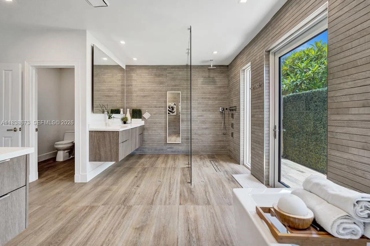 2914 Medinah, Weston, Florida 33332, Weston, Florida 33332, 7 Bedrooms Bedrooms, 1 Room Rooms,5 BathroomsBathrooms,Residential,For Sale,2914 Medinah, Weston, Florida 33332,A11838673