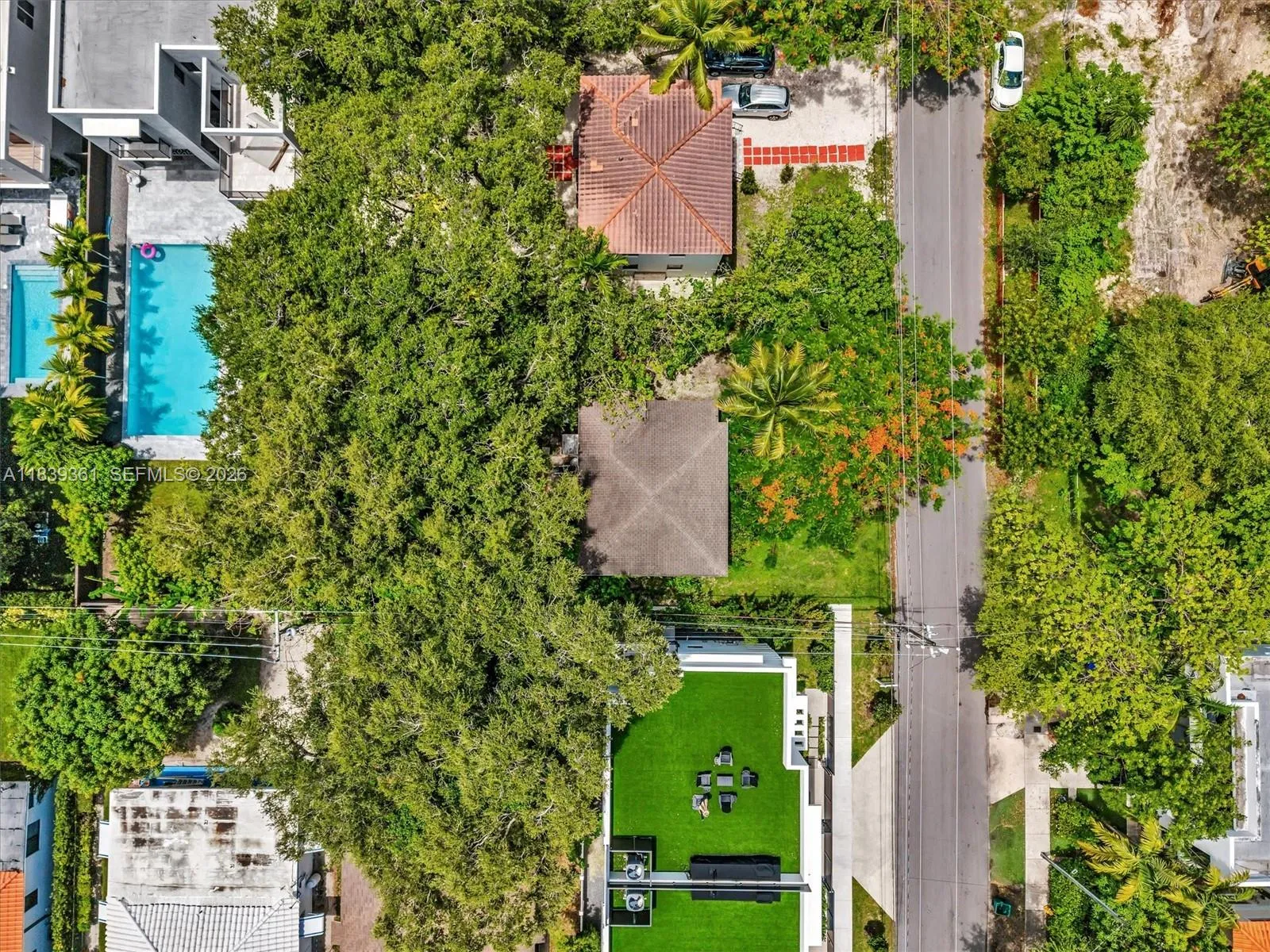 3210 E Elizabeth St, Miami, Florida 33133, Miami, Florida 33133, ,Residential Income,For Sale,3210 E Elizabeth St, Miami, Florida 33133,A11839361