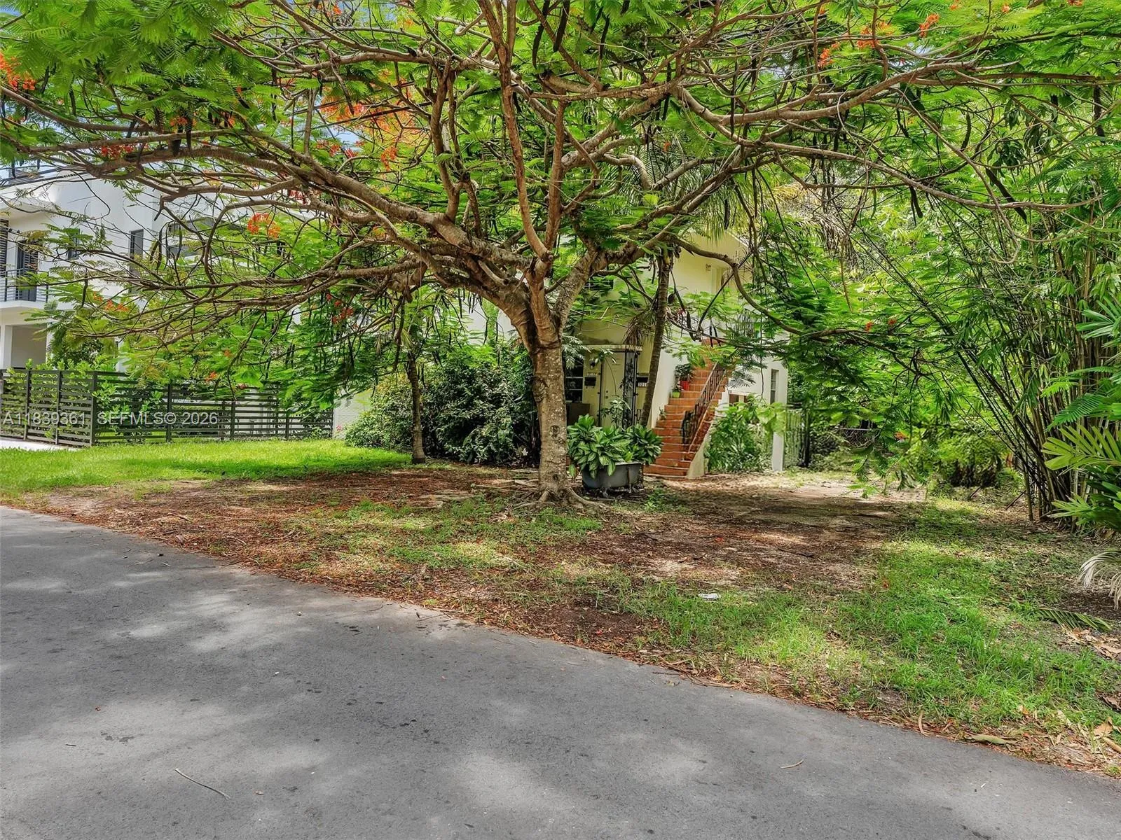 3210 E Elizabeth St, Miami, Florida 33133, Miami, Florida 33133, ,Residential Income,For Sale,3210 E Elizabeth St, Miami, Florida 33133,A11839361