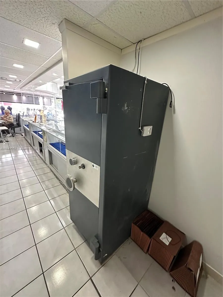 9720 Sw 24th St, Miami, Florida 33165, Miami, Florida 33165, ,Business Opportunity,For Sale,9720 Sw 24th St, Miami, Florida 33165,A11839562