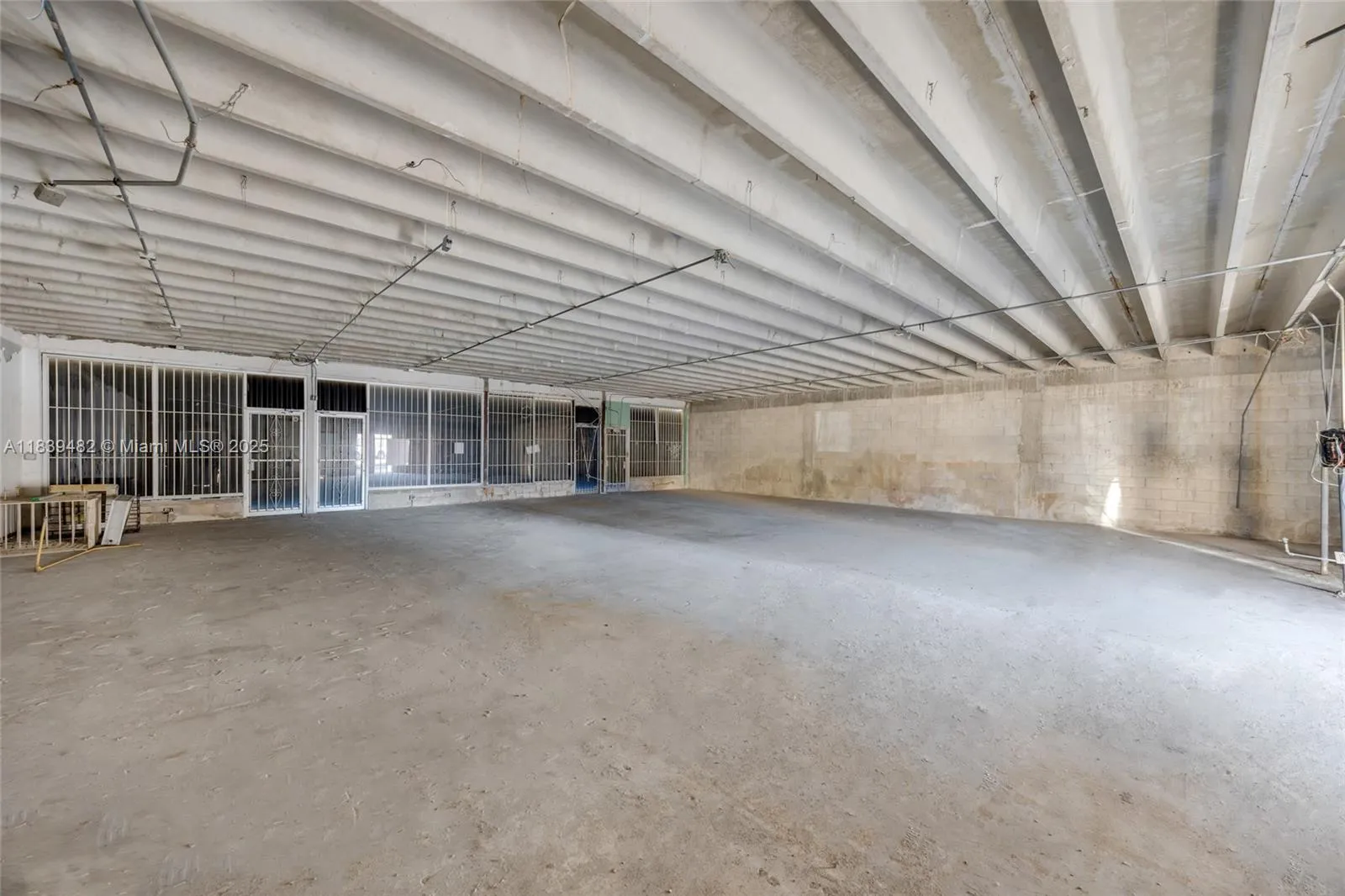 1554 W Flagler St, Miami, Florida 33135, Miami, Florida 33135, ,Commercial Lease,For Rent,1554 W Flagler St, Miami, Florida 33135,A11839482