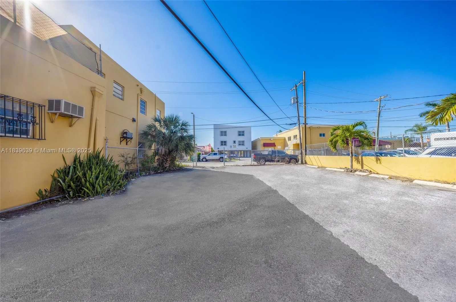 1544 W Flagler St, Miami, Florida 33135, Miami, Florida 33135, ,Commercial Lease,For Rent,1544 W Flagler St, Miami, Florida 33135,A11839639