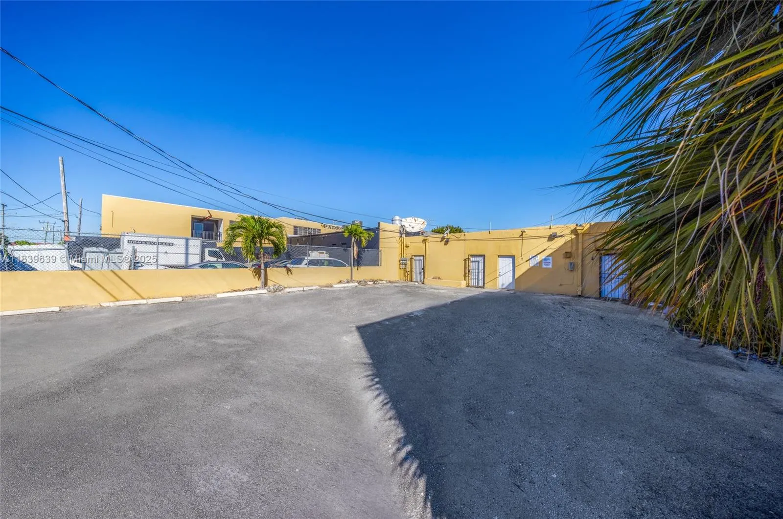 1544 W Flagler St, Miami, Florida 33135, Miami, Florida 33135, ,Commercial Lease,For Rent,1544 W Flagler St, Miami, Florida 33135,A11839639