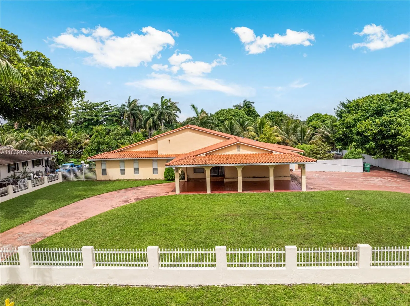 400 Nw 128th Ave, Miami, Florida 33182, Miami, Florida 33182, 5 Bedrooms Bedrooms, ,4 BathroomsBathrooms,Residential,For Sale,400 Nw 128th Ave, Miami, Florida 33182,A11839752