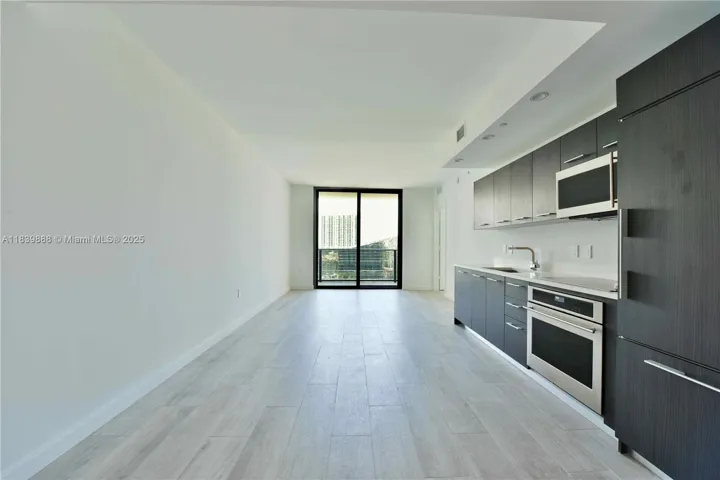 at 45 9th St, Miami, FL 33130 Unit For Rent 1 Bedroom 2 Bathrooms MLS# A11839888 Price $3,500 738
