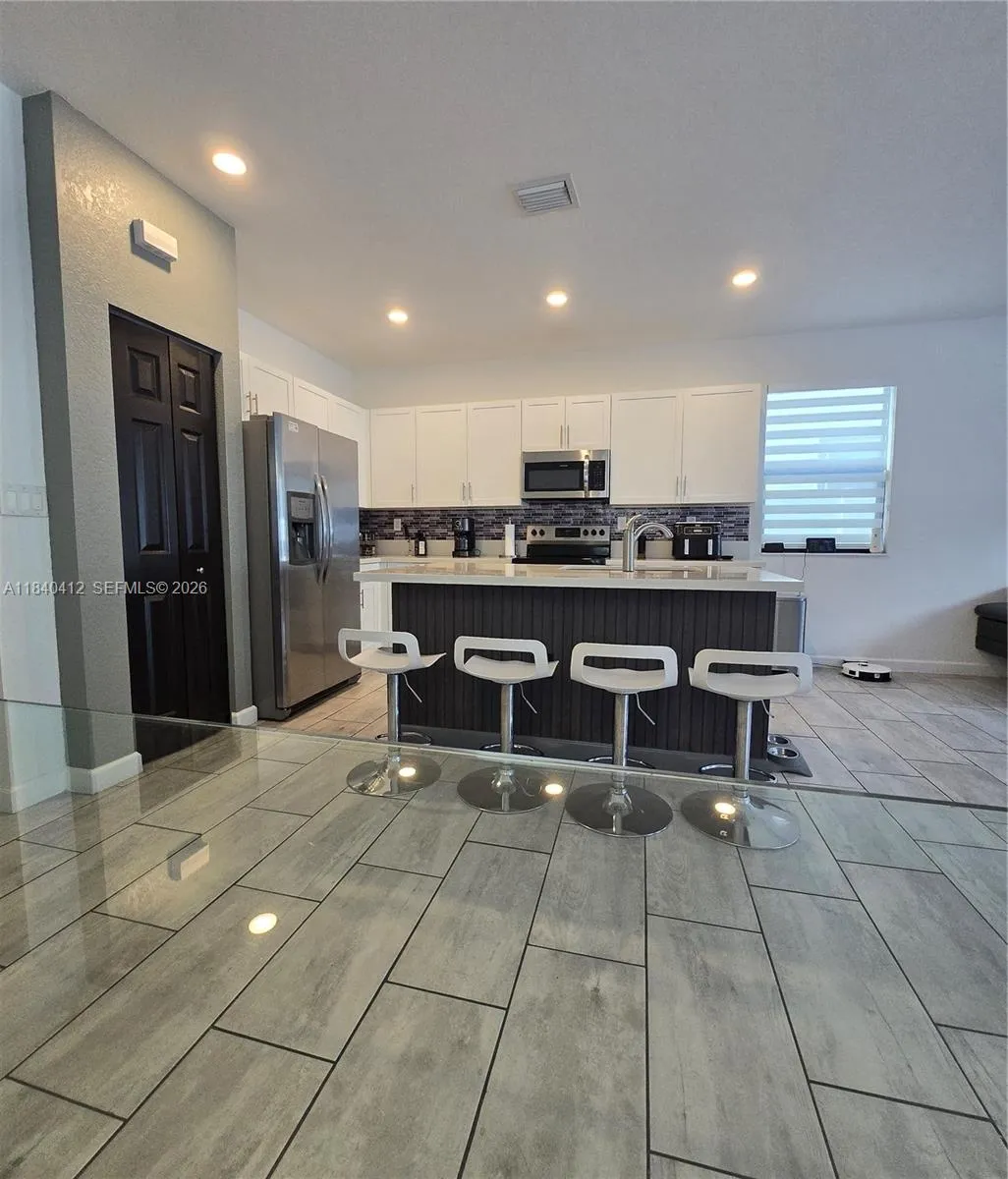 3419 W 109th Pl, Hialeah, Florida 33018, Hialeah, Florida 33018, 4 Bedrooms Bedrooms, ,3 BathroomsBathrooms,Residential,For Sale,3419 W 109th Pl, Hialeah, Florida 33018,A11840412