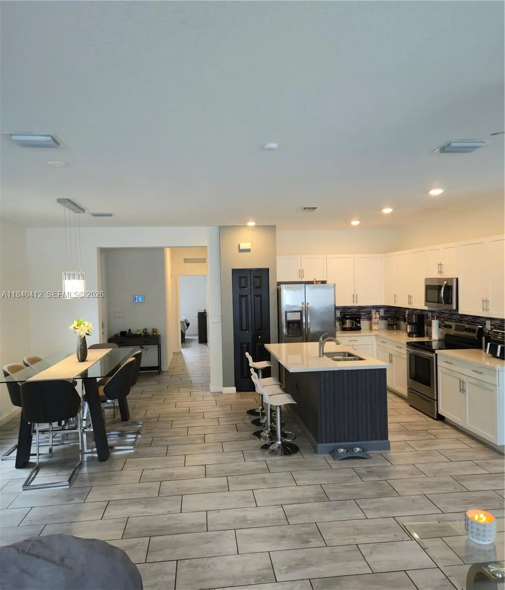 3419 W 109th Pl, Hialeah, Florida 33018, Hialeah, Florida 33018, 4 Bedrooms Bedrooms, ,3 BathroomsBathrooms,Residential,For Sale,3419 W 109th Pl, Hialeah, Florida 33018,A11840412