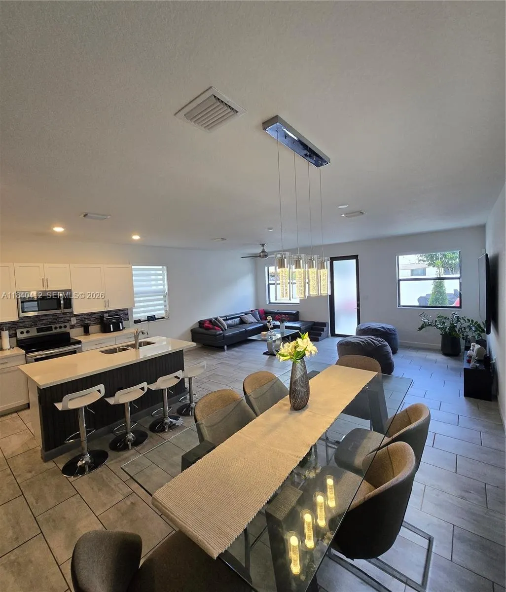 3419 W 109th Pl, Hialeah, Florida 33018, Hialeah, Florida 33018, 4 Bedrooms Bedrooms, ,3 BathroomsBathrooms,Residential,For Sale,3419 W 109th Pl, Hialeah, Florida 33018,A11840412