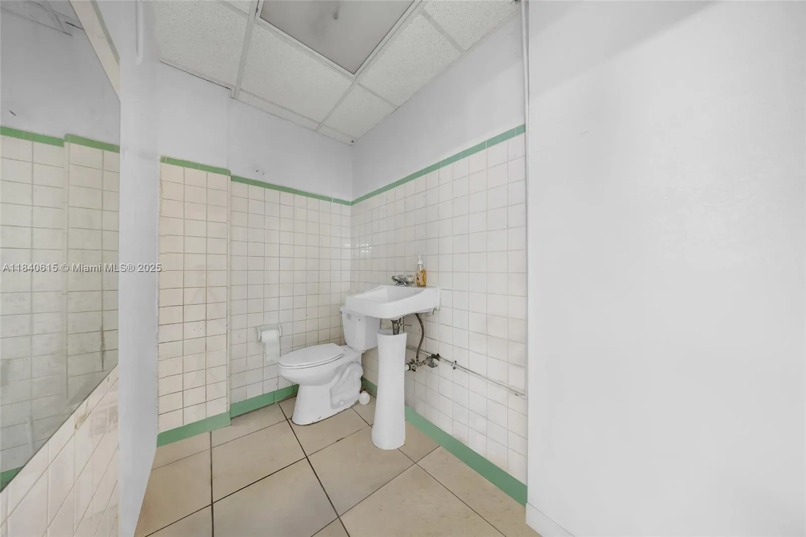 999 W Flagler St, Miami, Florida 33130, Miami, Florida 33130, ,Commercial Lease,For Rent,999 W Flagler St, Miami, Florida 33130,A11840615