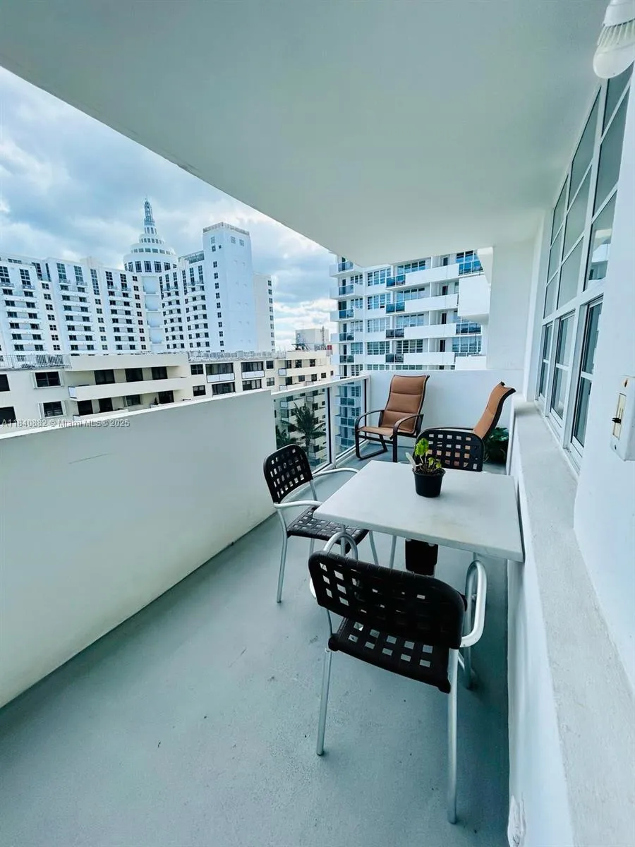 at 100 Lincoln Rd, Miami Beach, FL 33139 Unit For Rent 1 Bedroom 1 Bathroom MLS# A11840882 Price $3,000 700