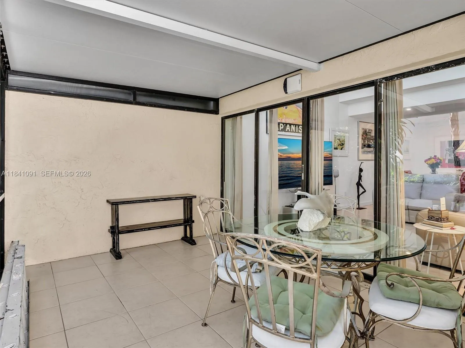 Front Porch covered, adds space to enjoy with family and friends and your pets!