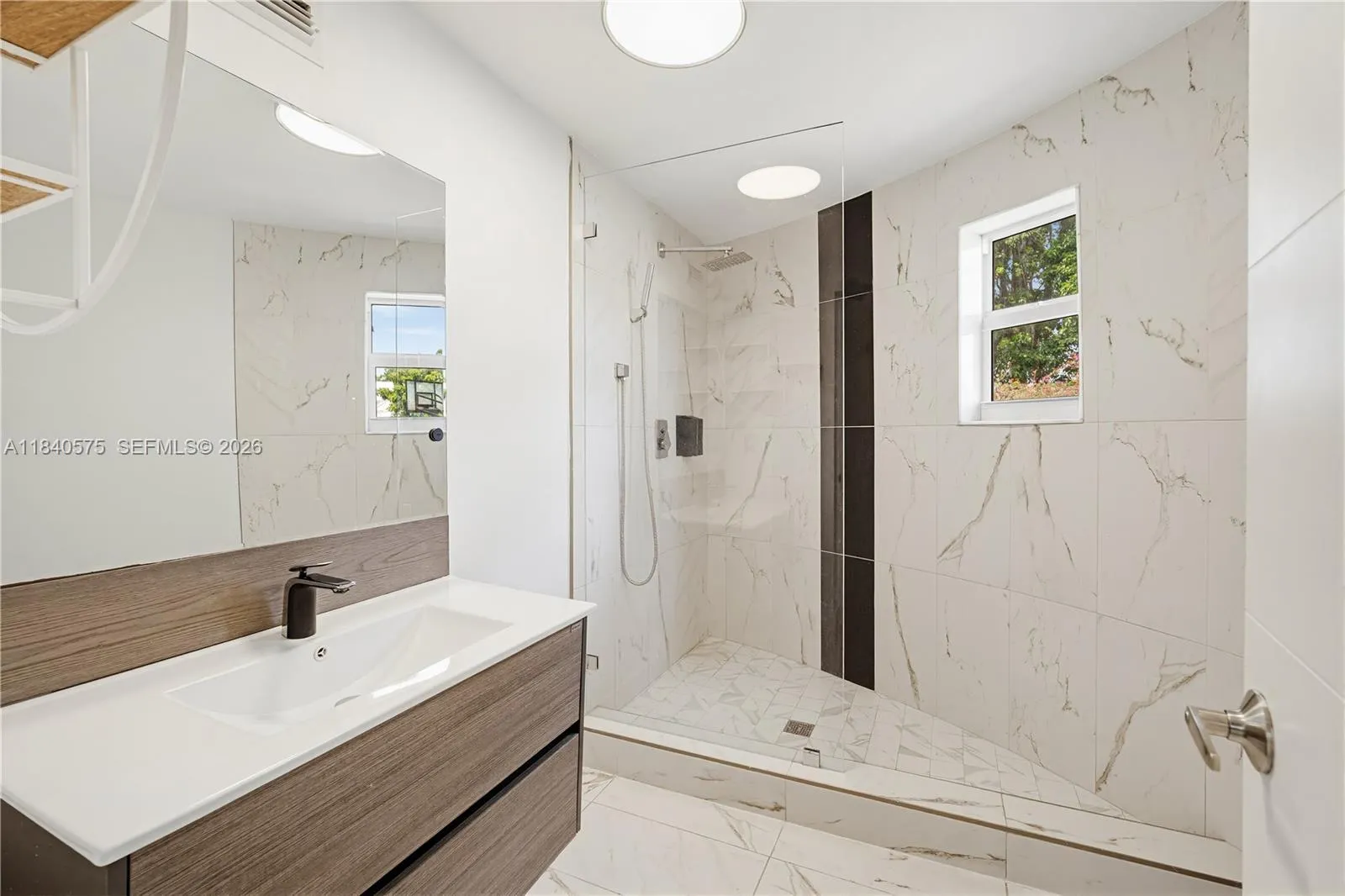 14401 Sunset Ln, Southwest Ranches, Florida 33330, Southwest Ranches, Florida 33330, 6 Bedrooms Bedrooms, ,6 BathroomsBathrooms,Residential Lease,For Rent,14401 Sunset Ln, Southwest Ranches, Florida 33330,A11840575