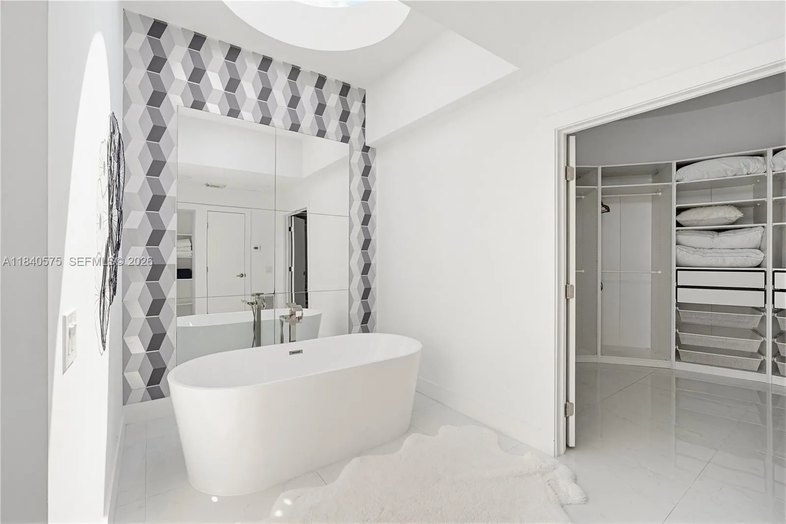 14401 Sunset Ln, Southwest Ranches, Florida 33330, Southwest Ranches, Florida 33330, 6 Bedrooms Bedrooms, ,6 BathroomsBathrooms,Residential Lease,For Rent,14401 Sunset Ln, Southwest Ranches, Florida 33330,A11840575