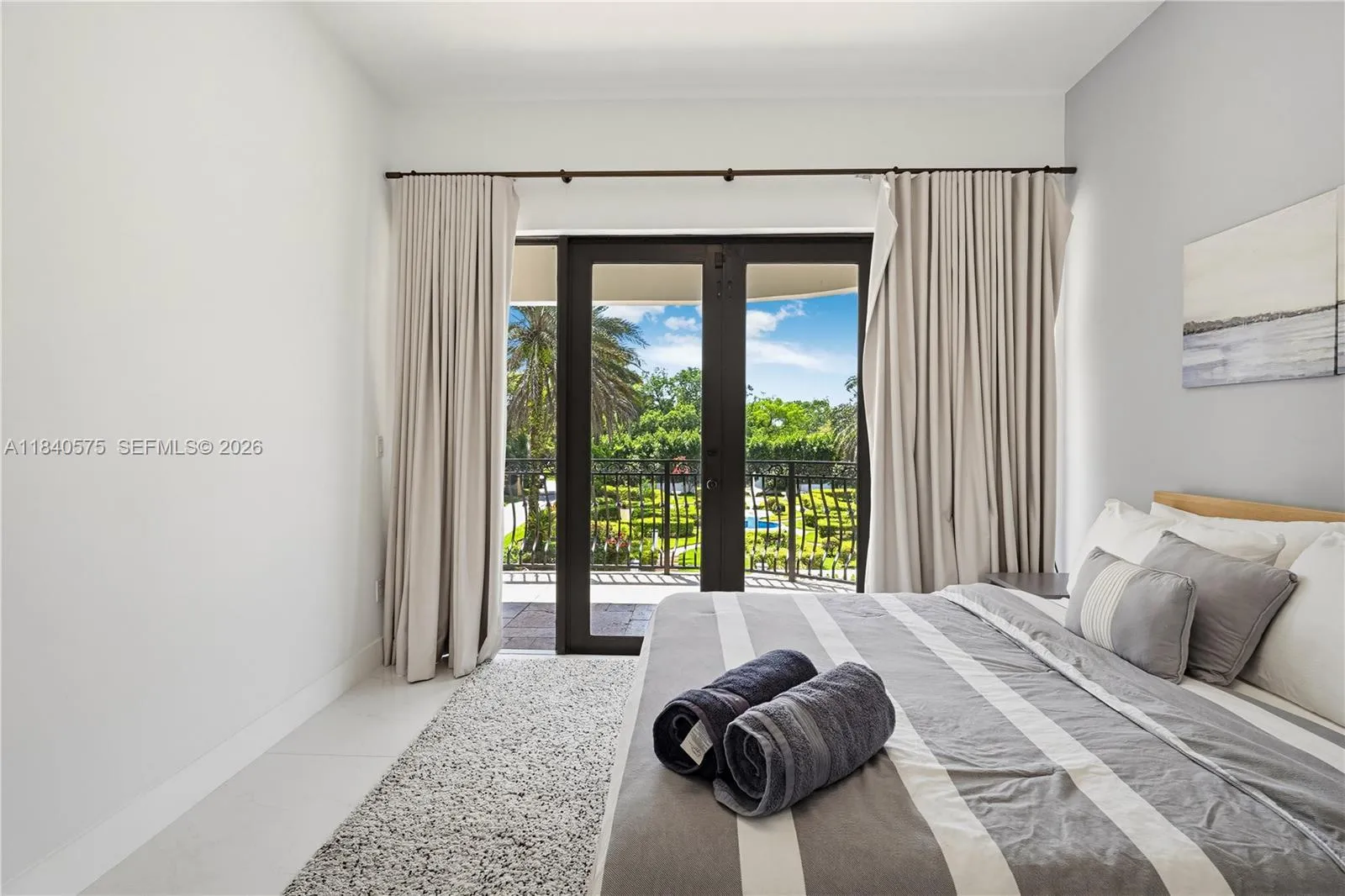 14401 Sunset Ln, Southwest Ranches, Florida 33330, Southwest Ranches, Florida 33330, 6 Bedrooms Bedrooms, ,6 BathroomsBathrooms,Residential Lease,For Rent,14401 Sunset Ln, Southwest Ranches, Florida 33330,A11840575