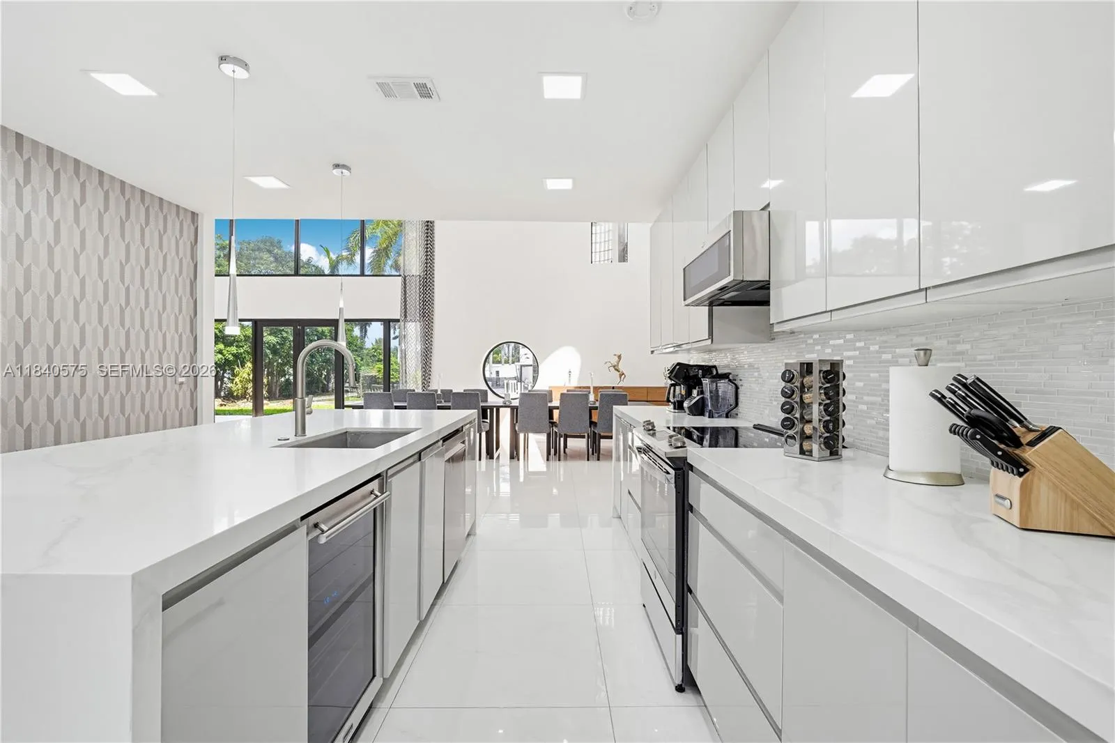 14401 Sunset Ln, Southwest Ranches, Florida 33330, Southwest Ranches, Florida 33330, 6 Bedrooms Bedrooms, ,6 BathroomsBathrooms,Residential Lease,For Rent,14401 Sunset Ln, Southwest Ranches, Florida 33330,A11840575