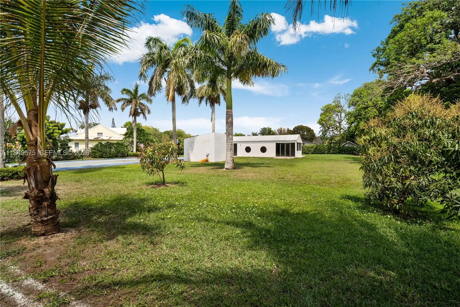 14401 Sunset Ln, Southwest Ranches, Florida 33330, Southwest Ranches, Florida 33330, 6 Bedrooms Bedrooms, ,6 BathroomsBathrooms,Residential Lease,For Rent,14401 Sunset Ln, Southwest Ranches, Florida 33330,A11840575