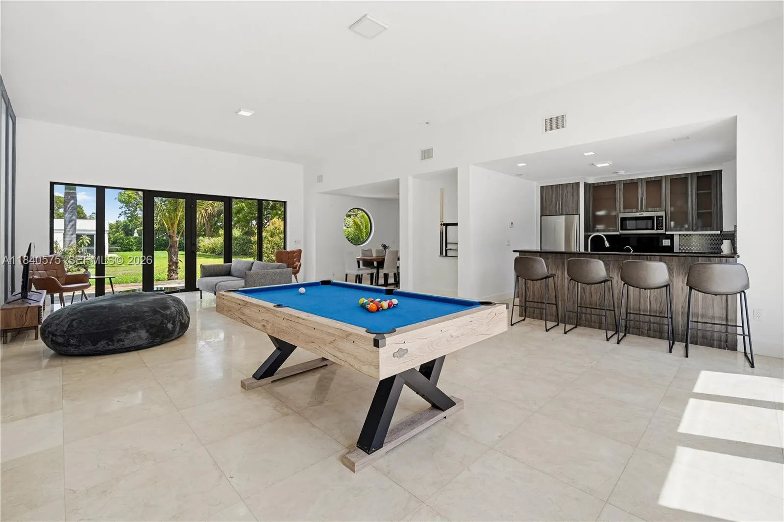 14401 Sunset Ln, Southwest Ranches, Florida 33330, Southwest Ranches, Florida 33330, 6 Bedrooms Bedrooms, ,6 BathroomsBathrooms,Residential Lease,For Rent,14401 Sunset Ln, Southwest Ranches, Florida 33330,A11840575