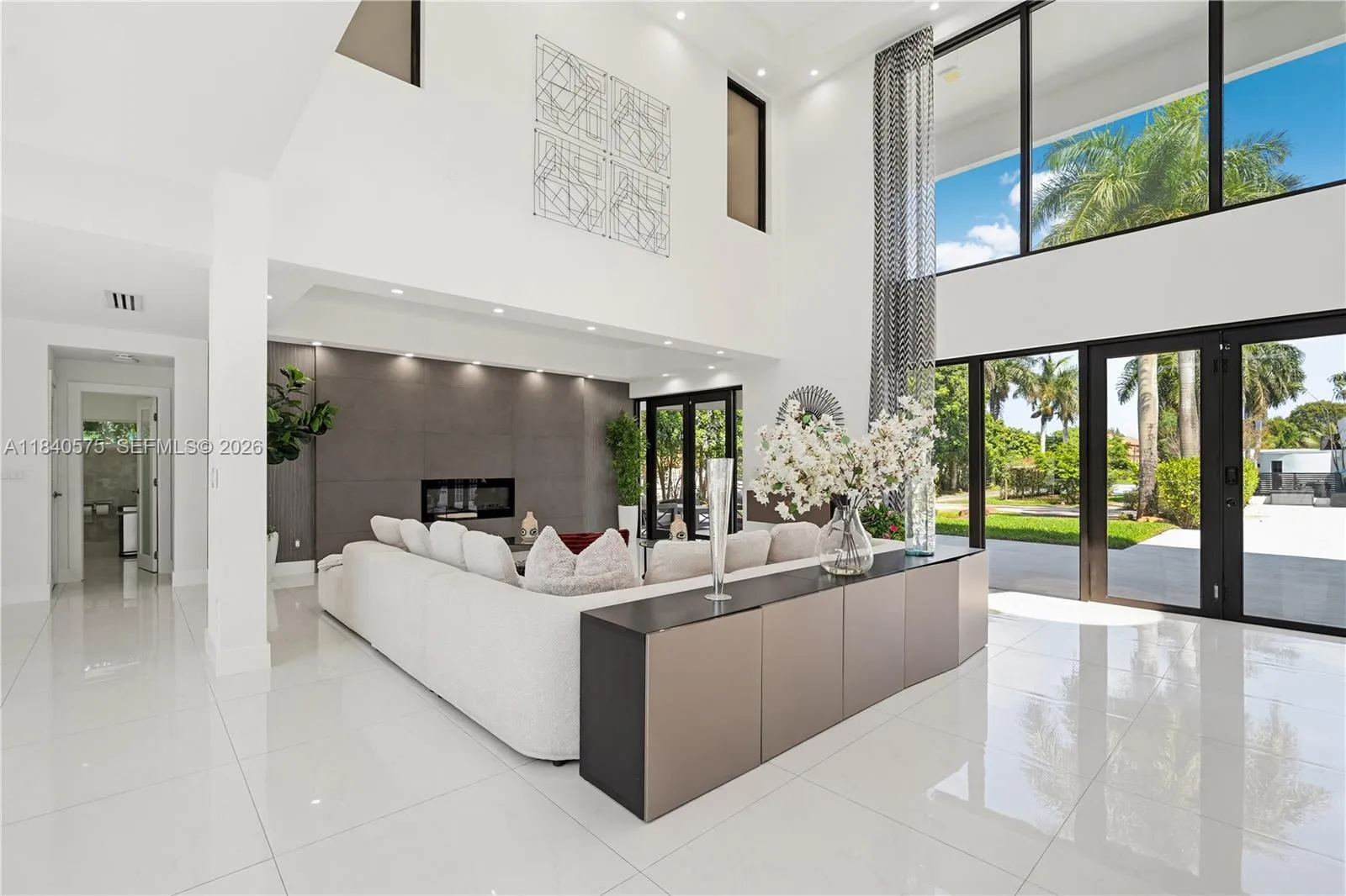 14401 Sunset Ln, Southwest Ranches, Florida 33330, Southwest Ranches, Florida 33330, 6 Bedrooms Bedrooms, ,6 BathroomsBathrooms,Residential Lease,For Rent,14401 Sunset Ln, Southwest Ranches, Florida 33330,A11840575