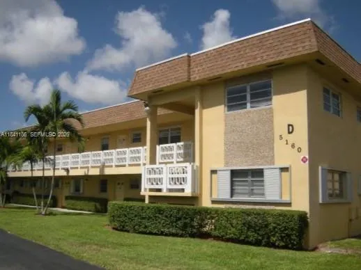 5160 Sw 40th Ave 26d, Dania Beach, Florida 33314, Dania Beach, Florida 33314, 2 Bedrooms Bedrooms, ,2 BathroomsBathrooms,Residential,For Sale,5160 Sw 40th Ave 26d, Dania Beach, Florida 33314,A11841186