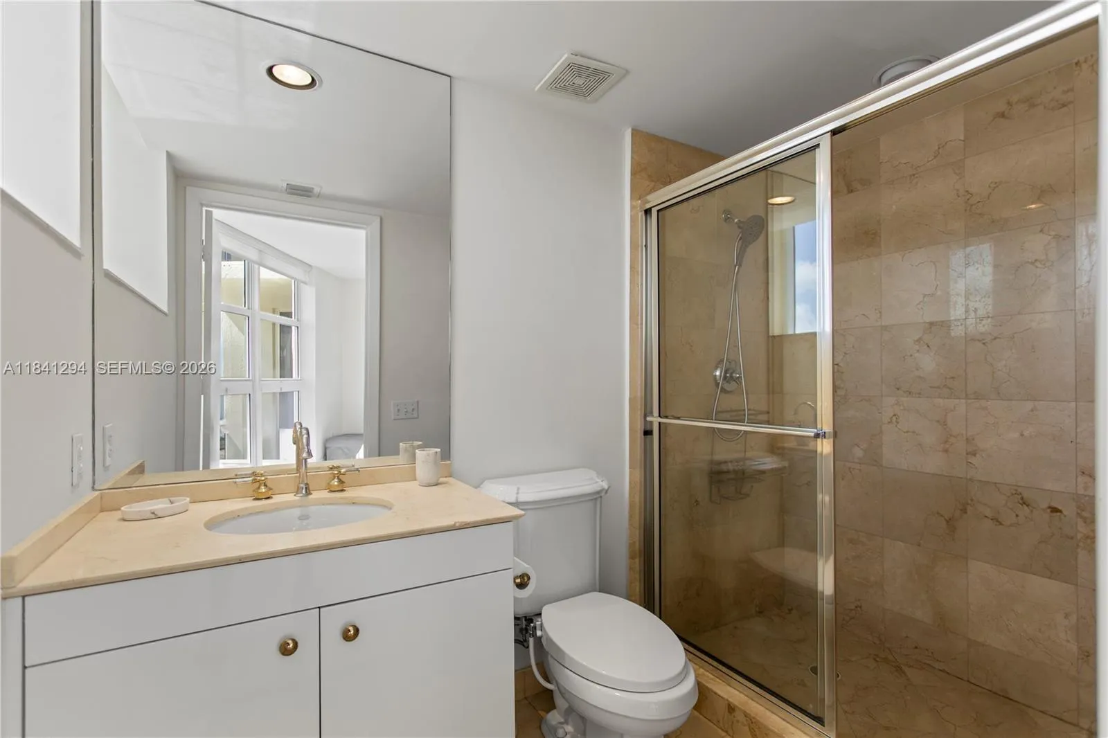 19111 Collins Ave 3507, Sunny Isles Beach, Florida, Sunny Isles Beach, Florida 33160, 2 Bedrooms Bedrooms, ,2 BathroomsBathrooms,Residential Lease,For Rent,19111 Collins Ave 3507, Sunny Isles Beach, Florida,A11841294