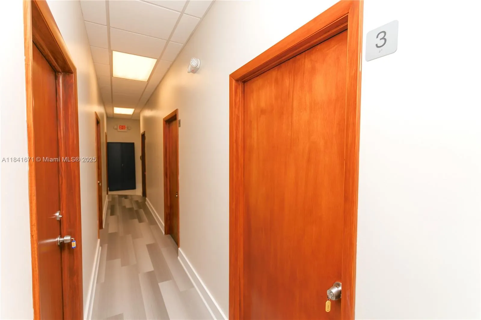 1911 Harrison St 5, Hollywood, Florida 33020, Hollywood, Florida 33020, ,Commercial Lease,For Rent,1911 Harrison St 5, Hollywood, Florida 33020,A11841671