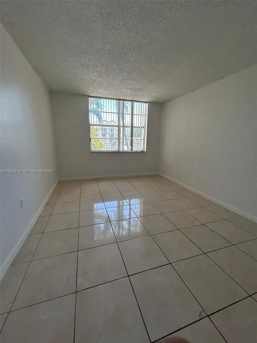 496 Nw 165th St Rd D-310, Miami, Florida 33169, Miami, Florida 33169, 1 Bedroom Bedrooms, ,1 BathroomBathrooms,Residential,For Sale,496 Nw 165th St Rd D-310, Miami, Florida 33169,A11832216