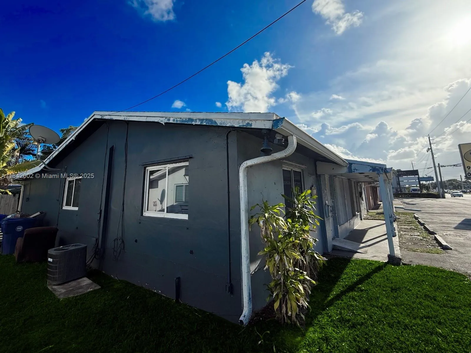 648 W Oakland Park Blvd, Wilton Manors, Florida 33, Wilton Manors, Florida 33311, ,Commercial Sale,For Sale,648 W Oakland Park Blvd, Wilton Manors, Florida 33,A11842002