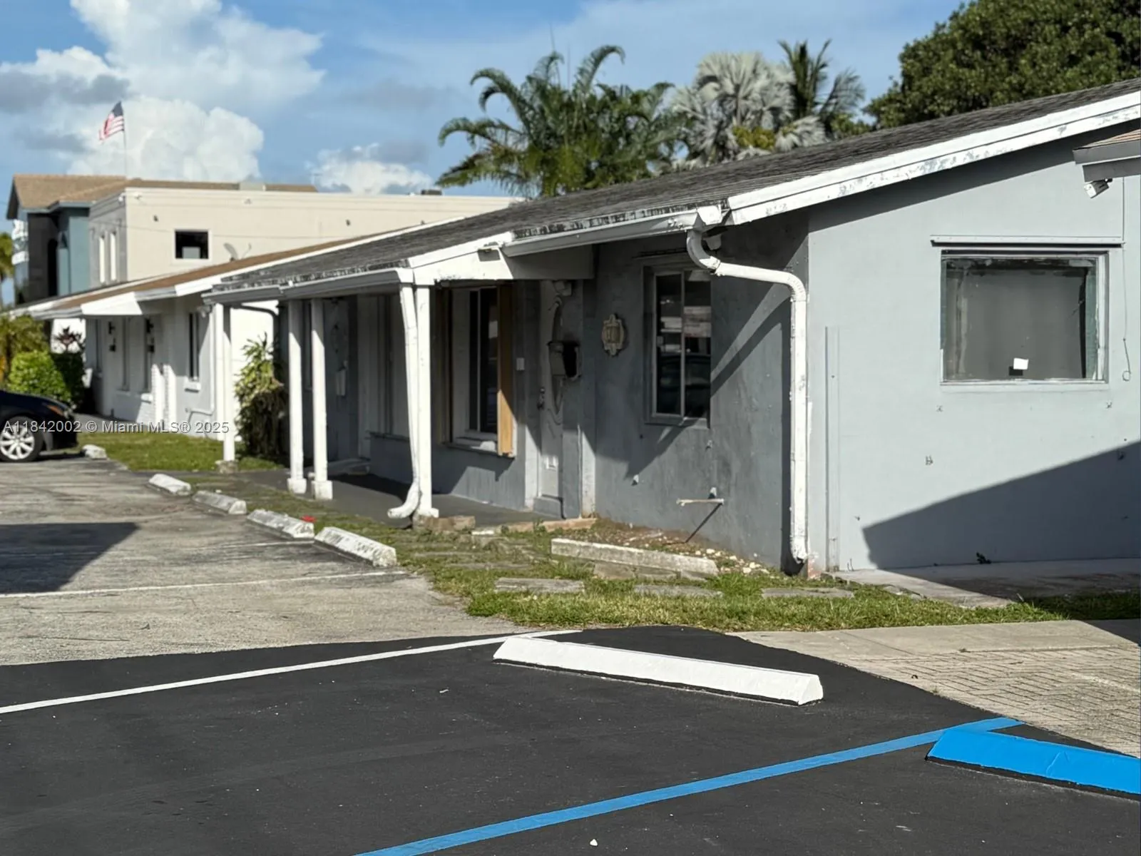 648 W Oakland Park Blvd, Wilton Manors, Florida 33, Wilton Manors, Florida 33311, ,Commercial Sale,For Sale,648 W Oakland Park Blvd, Wilton Manors, Florida 33,A11842002