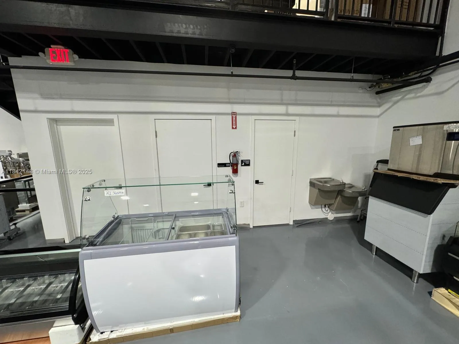 7265 Nw 74th St 12, Medley, Florida 33166, Medley, Florida 33166, ,Commercial Lease,For Rent,7265 Nw 74th St 12, Medley, Florida 33166,A11842148