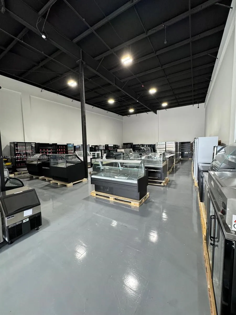 7265 Nw 74th St 12, Medley, Florida 33166, Medley, Florida 33166, ,Commercial Lease,For Rent,7265 Nw 74th St 12, Medley, Florida 33166,A11842148
