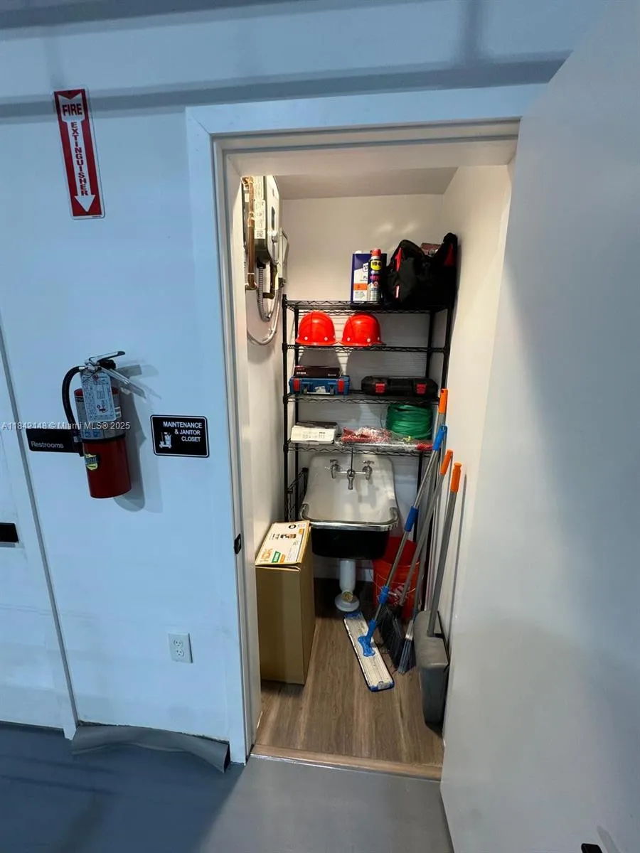 7265 Nw 74th St 12, Medley, Florida 33166, Medley, Florida 33166, ,Commercial Lease,For Rent,7265 Nw 74th St 12, Medley, Florida 33166,A11842148