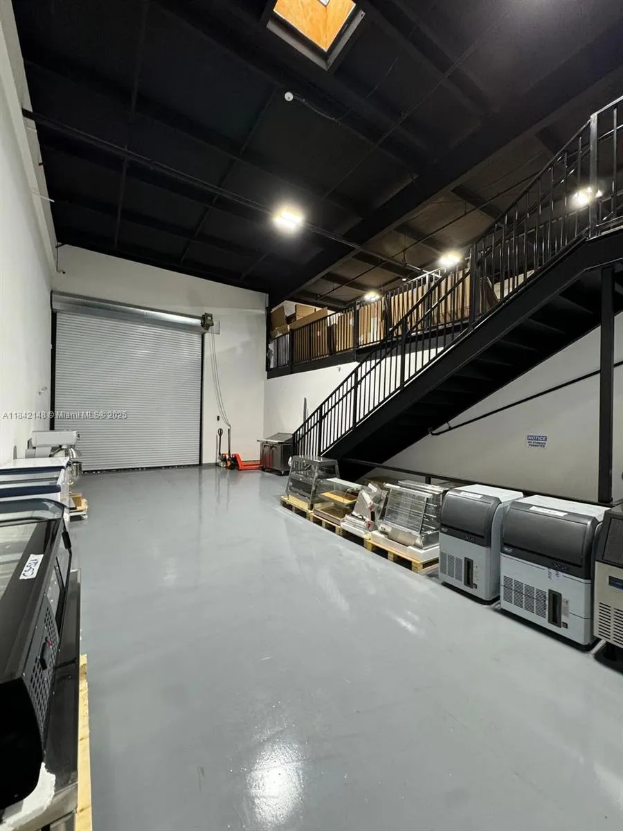 7265 Nw 74th St 12, Medley, Florida 33166, Medley, Florida 33166, ,Commercial Lease,For Rent,7265 Nw 74th St 12, Medley, Florida 33166,A11842148