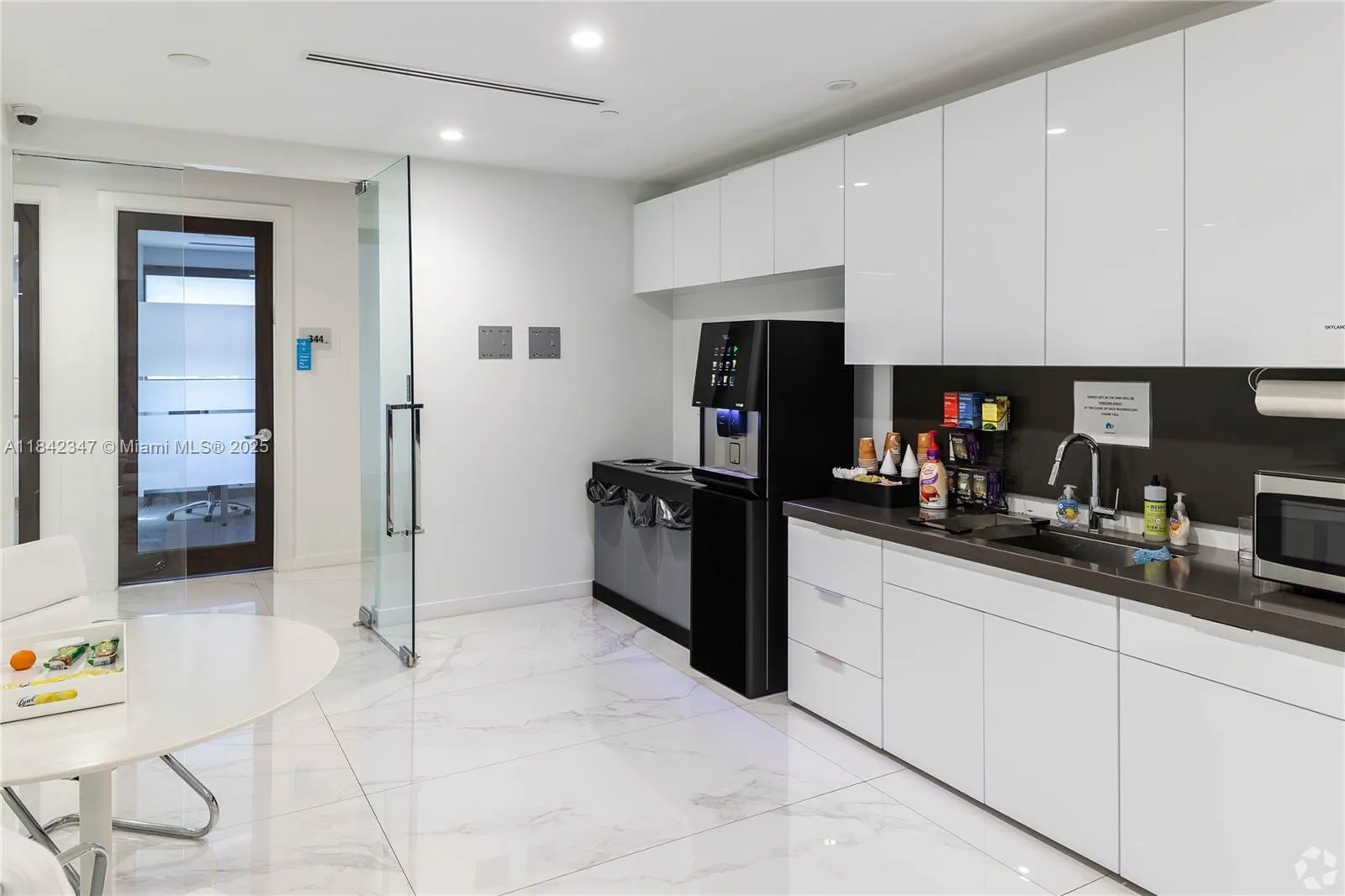 955 S Federal Hwy, Fort Lauderdale, Florida 33316, Fort Lauderdale, Florida 33316, ,Commercial Sale,For Sale,955 S Federal Hwy, Fort Lauderdale, Florida 33316,A11842347