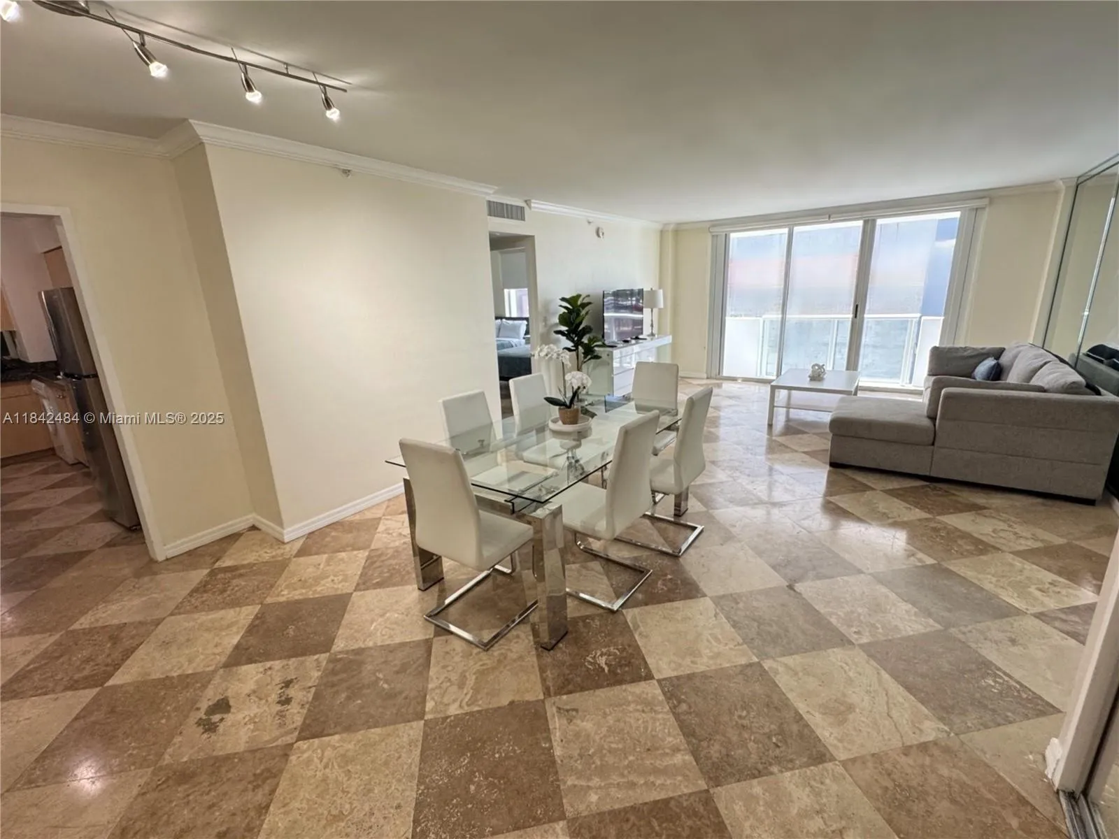 9195 Collins Ave 912, Surfside, Florida 33154, Surfside, Florida 33154, 1 Bedroom Bedrooms, ,1 BathroomBathrooms,Residential Lease,For Rent,9195 Collins Ave 912, Surfside, Florida 33154,A11842484 9195 Collins Ave 912, Surfside, Florida 33154, Surfside, Florida 33154, 1 Bedroom Bedrooms, ,1 BathroomBathrooms,Residential Lease,For Rent,9195 Collins Ave 912, Surfside, Florida 33154,A11842484